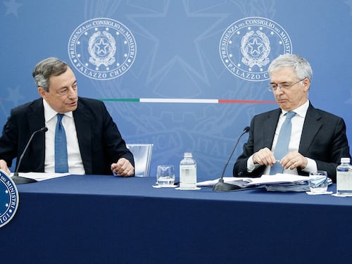 Ci lasciano solo macerie. L'eredità dei Migliori è un Paese in recessione