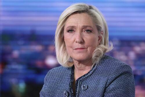 Francia, Le Pen condannata a 4 anni. I giudici le vietano la corsa all’Eliseo: “È regime”