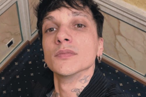 Ultimo annuncia il nuovo album: così lancia il concerto dei record