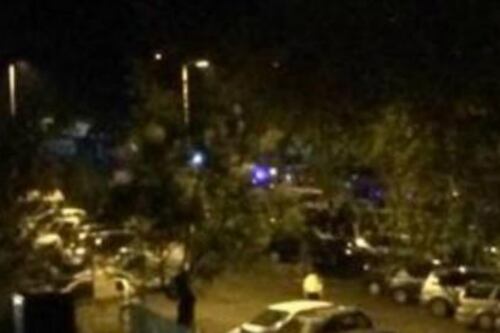 Notte di guerriglia a Guidonia: rom su un furgone semina il panico, i residenti scendono in strada