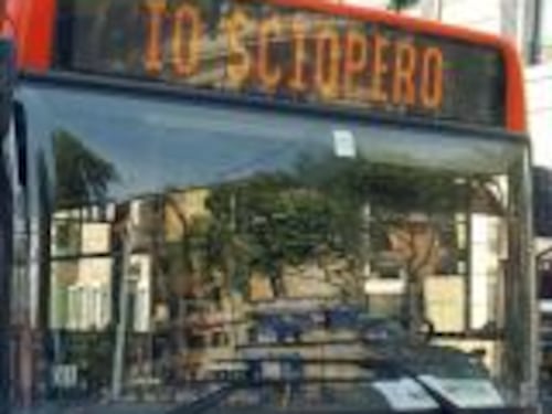 Sciopero bus e corteo. Capitale paralizzata