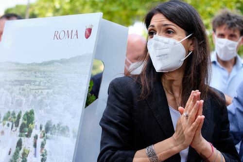 Come sotto Nerone: Roma sta bruciando. Roghi ovunque e mezza città in fiamme