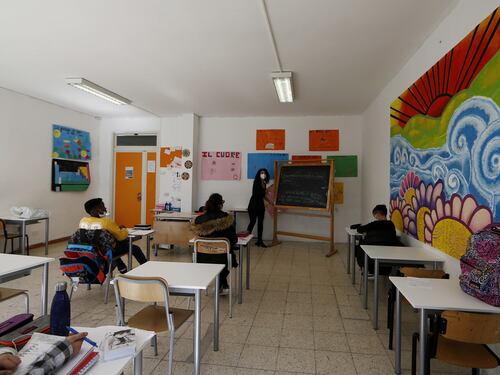 Scuola al via, in 7 milioni sui banchi tra green pass e mascherine