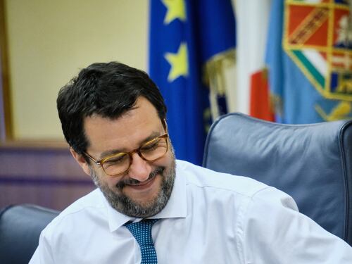 La svolta storica della Lega: punta al Sud e lancia il "Sindaco del Ponte"