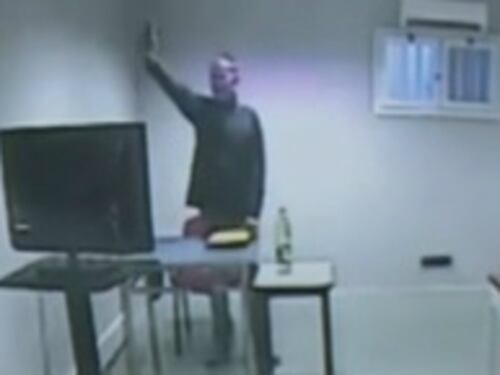 Mafia Capitale, Carminati fa il saluto romano in aula: la Procura di Roma acquisisce il video