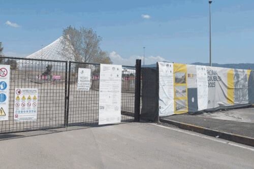 Roma, grandi eventi alle porte e i contratti non ci sono. Via libera “in urgenza”