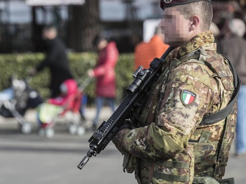La Capitale trema, 5000 agenti e no fly zone