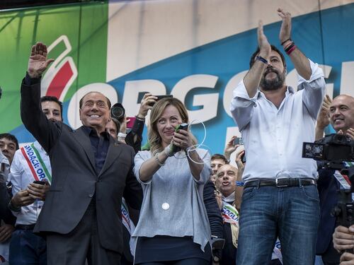 Centrodestra, un programma per l'Italia. Confini blindati, flat tax e Pnrr: il piano in 15 punti