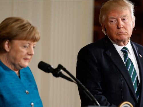 Merkel-Trump, vertice teso. Gelo sui migranti