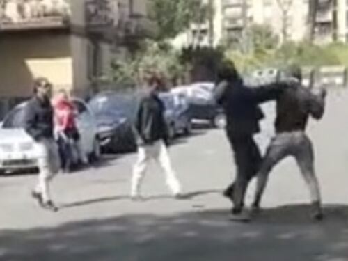 Torre Maura, rissa a pugni e testate tra immigrati del centro