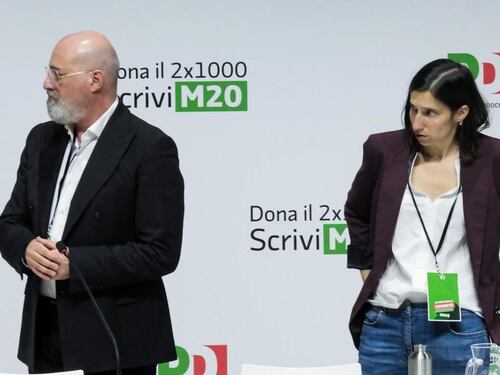 Elly Schlein, il Pd le volta le spalle pure in Emilia: "Dobbiamo guardare i social"