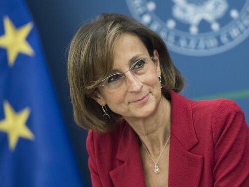 “Poverina, ministra del nulla”. Marco Travaglio non sa far altro che insultare: Marta Cartabia ignorante
