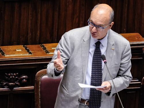 Scuola, l'annuncio di Valditara: "Stanziati 515 milioni di euro per le mense"
