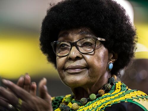 Addio a Winnie Mandela, è morta l'ex moglie di Nelson