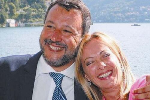 Meloni chiude l'affaire chat: "Con Matteo nessun problema, avanti insieme"