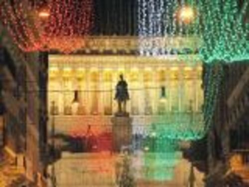 Dal Papa al Campidoglio la maratona delle luminarie