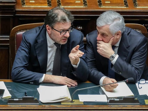 Manovra, la furia di Giorgetti: "Se le modifiche non vanno bene, si voti il testo iniziale"