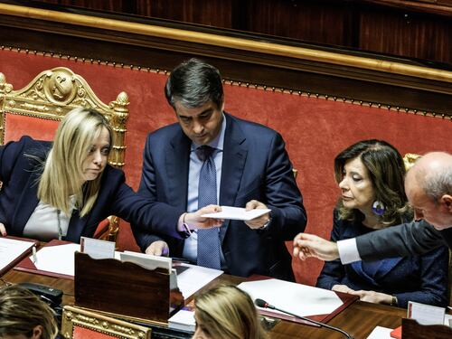 Riforme, Meloni punta sul premierato per evitare il referendum