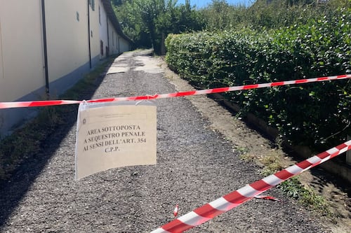 Indagato per aver sparato al ladro, il legale: "È distrutto, gli è caduto il mondo addosso"