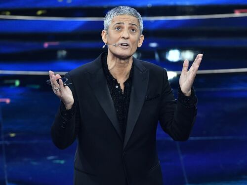 Fiorello, Meloni e la morale “doppiopesista”