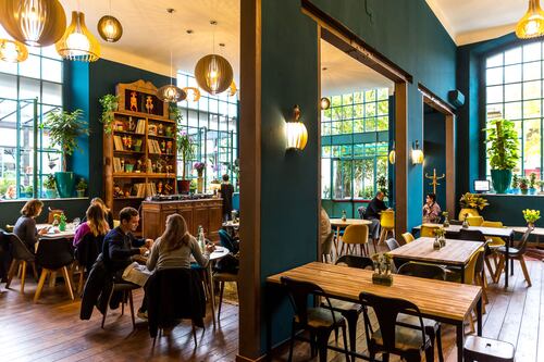 Cibo bio e cucina da tutto il mondo al Guido Reni district