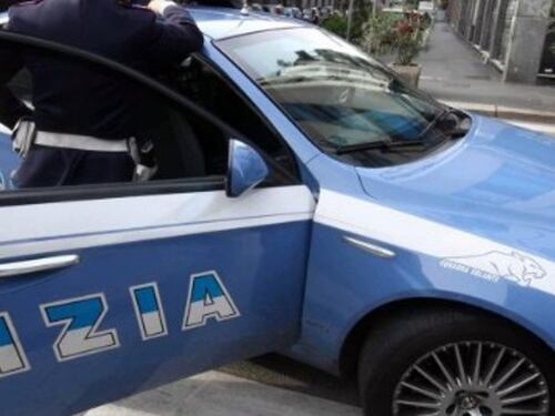 Omicidio a Milano, anziana sgozzata nel parco