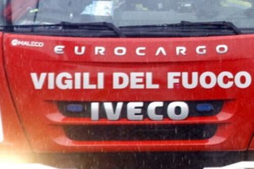 Terni, aereo ultraleggero precipita e prende fuoco. Due vittime