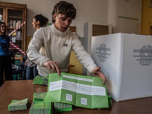 Referendum giustizia, alle 12 di domenica l’affluenza è del 14,92%