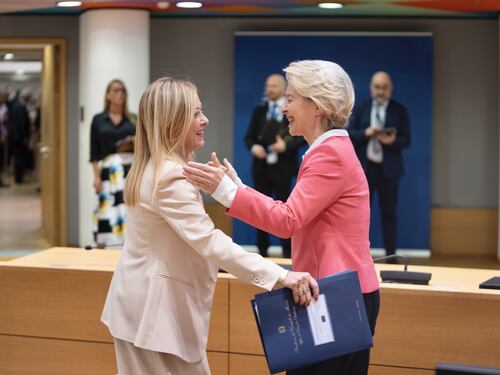 Il Pnrr si può cambiare. La Ue fa saltare il tabù, sinistra smascherata
