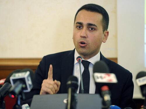 Scontro sui vitalizi a Montecitorio, M5S cavalca la protesta