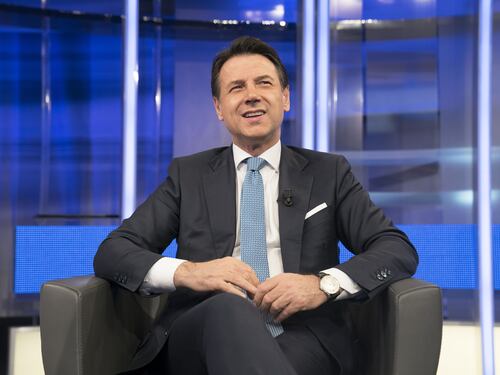 Rai scendiletto di Conte. Anzaldi svela gli abusi del premier