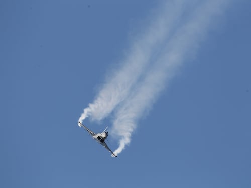 Eurofighter caduto vicino Trapani, ritrovato vivo il pilota