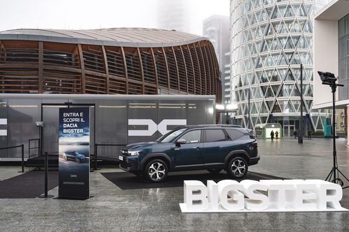 Dacia si "allarga" con Bigster
