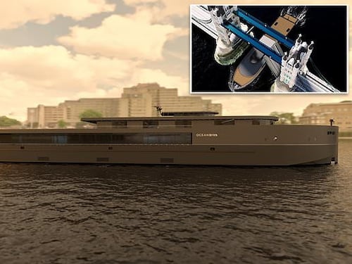 Festa sul Tamigi a bordo del super yacht da 25 milioni. I londinesi si ribellano