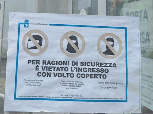 Monfalcone, viaggio nel voto tra burqa e voglia di legge islamica. “Agli italiani non piace? Fatti loro”