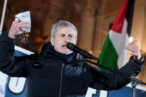 Alemanno, la lettera di Cento: “Merita un’attenuazione della pena”