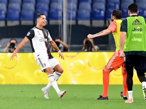 Dybala, Ronaldo e Douglas Costa: tre gol da favola e la Juventus torna a +4