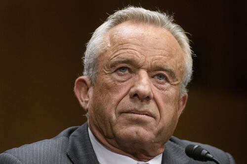 Usa, altro bimbo morto di morbillo. Retromarcia di Kennedy Jr.: “Vaccino unica soluzione”