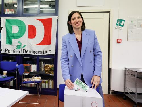 Primarie Pd, Elly Schlein batte Stefano Bonaccini