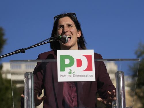 “Meloni come Wanna Marchi”. Schlein, l’ultimo folle attacco da sinistra