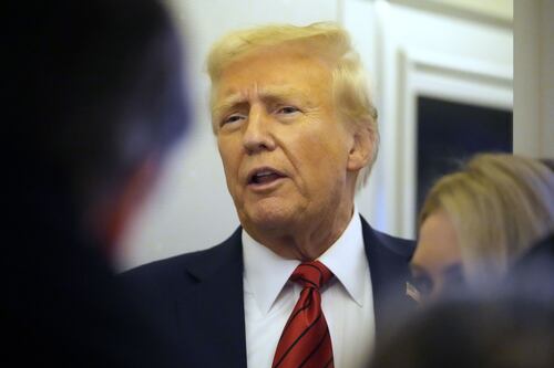 Trump "copia" Meloni: El Salvador come l'Albania, vicino l'accordo sui migranti