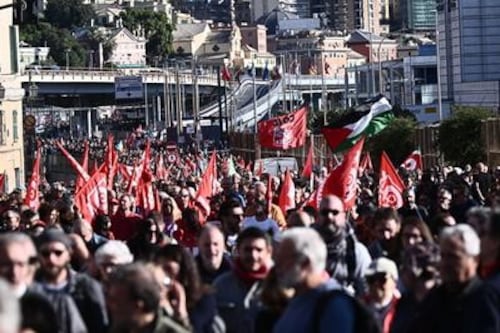 Volano gli stracci con Cisl e Uil. Ora Maurizio Landini è solo