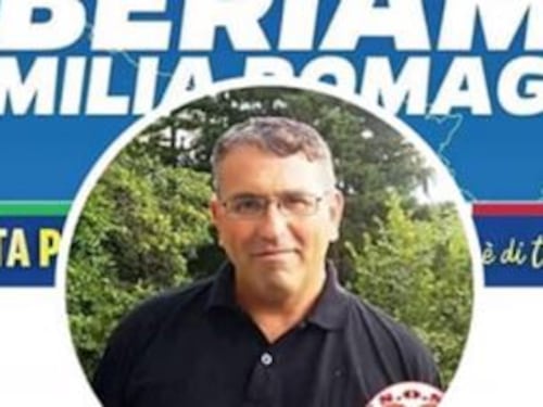 Il prof minaccia le sardine. Cosa dice agli studenti