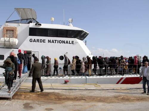 Migranti, +137% di irregolari dal Mediterraneo. I dati da incubo di Frontex