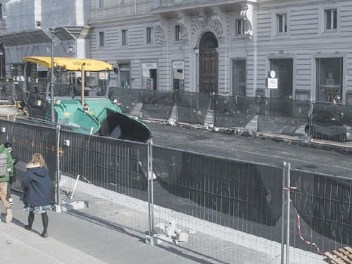 Roma, lavori infiniti e beffa a via Nazionale. Intervento inutile, tutto da rifare per il tram