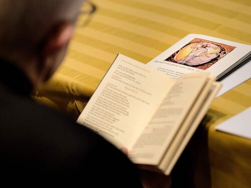 Così i sacerdoti romani "boicottano" i vescovi anti-Salvini