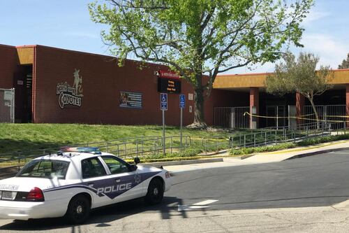 San Bernardino, ucciso anche un bambino di 8 anni. Il killer è un insegnante