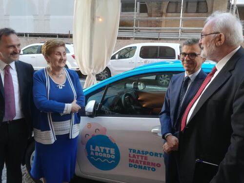Bambino Gesù, il latte delle mamme viaggia sull'auto della Centrale del Latte