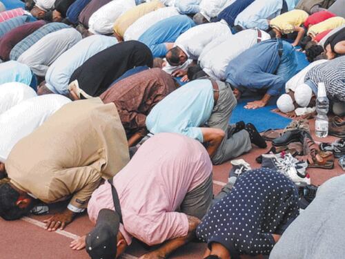 No al crocifisso in classe. Sì all’aula del Ramadan: è polemica a Firenze