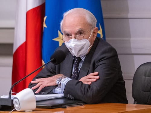 Hoara Borselli fa secco Giuliano Amato: che caduta di stile nel delegittimare in tv i referendum